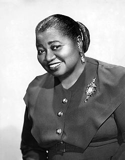 Studio_publicity_Hattie_McDaniel